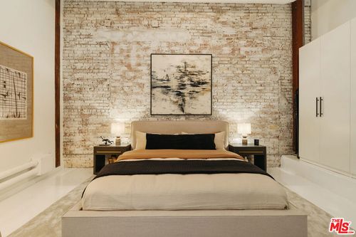 ste-101-500 Molino St, Los Angeles, CA, 90013-2264 | Card Image