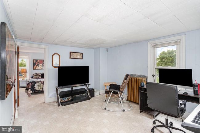 104 Miller Ln, Home with 3 bedrooms, 2 bathrooms and null parking in HARRISBURG PA | Image 21