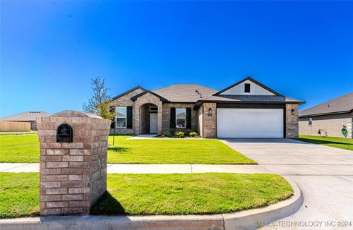 1350 E 150th St S, Glenpool, OK, 74033-4480 | Card Image
