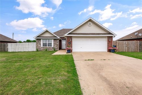 1643 Charles St, Pea Ridge, AR, 72751-2555 | Card Image