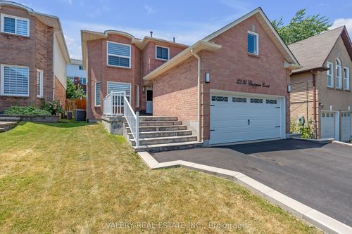 2294 Chapman Crt, Pickering, ON, L1X2E5 | Card Image