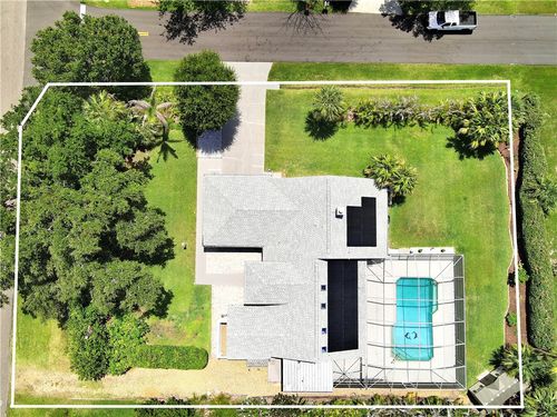 738 Periwinkle Dr, SEBASTIAN, FL, 32958-6102 | Card Image