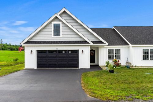 11 Brook Cir, Northwood, NH, 03261-3258 | Card Image