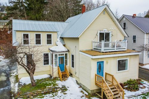 157 Summer St, Hartford, VT, 05047-4406 | Card Image