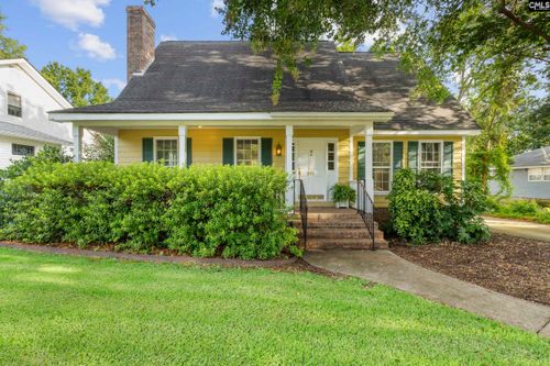 211 Laurens St, Camden, SC, 29020-3628 | Card Image