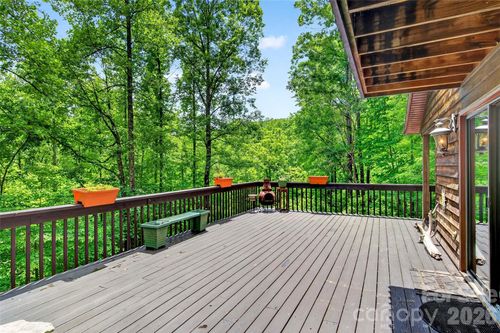 1828 Mckenzie Way S, Old Fort, NC, 28762-5524 | Card Image