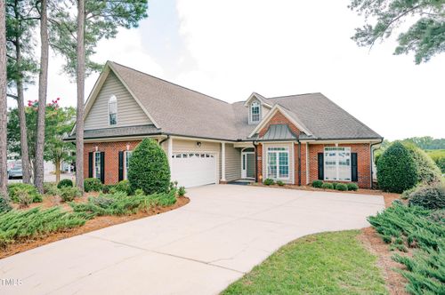 128 Crescent Dr, Dunn, NC, 28334-2142 | Card Image