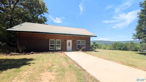 142 Tolbert Dr, Steele, AL, 35987-2862 | Card Image