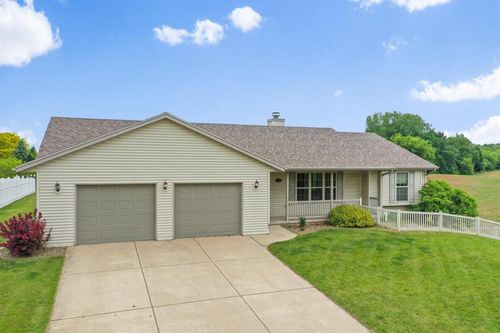 606 Stonehedge Road, GREEN BAY, WI, 54302 | Card Image
