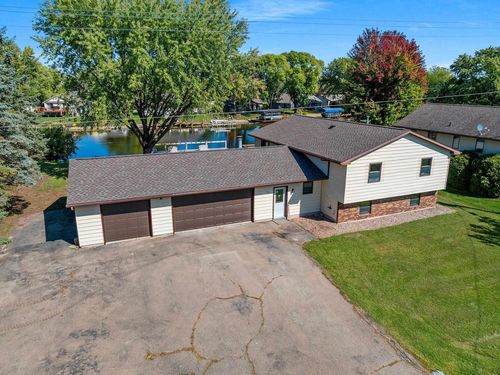 135 Washington Street, Winneconne, WI, 54986 | Card Image