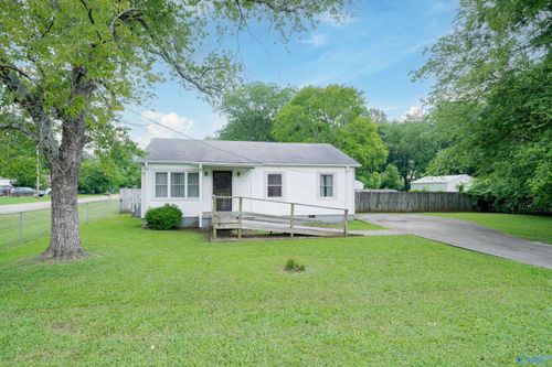 2116 Virginia Blvd Nw, Huntsville, AL, 35811-1741 | Card Image