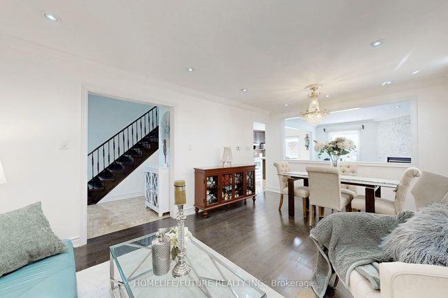 102 Stather Cres, House other with 4 bedrooms, 4 bathrooms and 4 parking in Markham ON | Image 7
