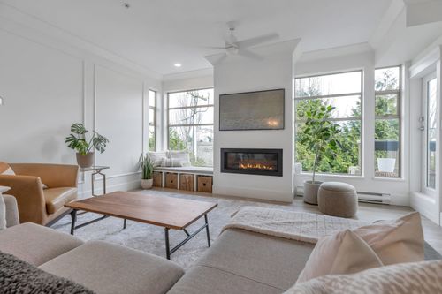 301-1118 55 St, Delta, BC, V4M3J8 | Card Image