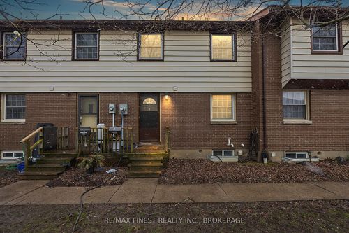 5-136 Notch Hill Rd, Kingston, ON, K7M2X1 | Card Image