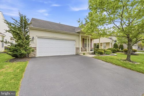39 Newport St, Barnegat, NJ, 08005-3349 | Card Image