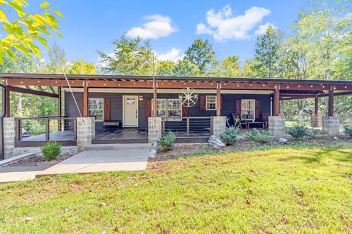 3844 Humphreys County Line Rd, Mc Ewen, TN, 37101-1506 | Card Image