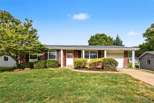 2467 Wesbay Dr, Maryland Heights, MO, 63043-4159 | Card Image