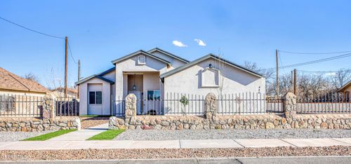 440 James St, El Paso, TX, 79915-4819 | Card Image