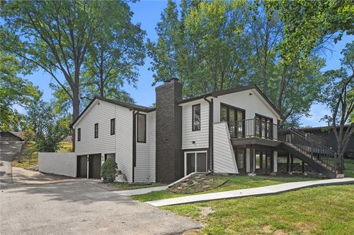 7809 Nw Scenic Dr, Weatherby Lake, MO, 64152-1642 | Card Image