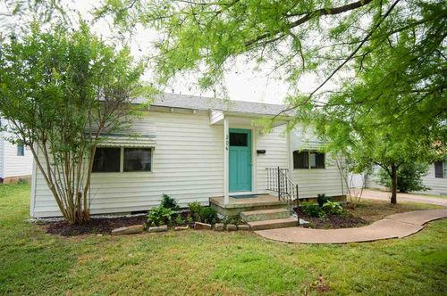 204 S Berry St, Stillwater, OK, 74074-3836 | Card Image