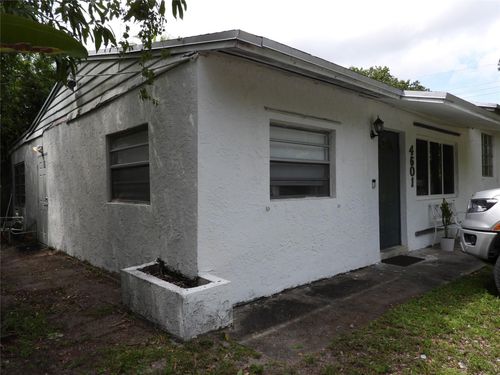 4601 Sw 12th Ct, Fort Lauderdale, FL, 33317-5604 | Card Image