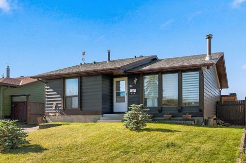 84 Glendale Way, Cochrane, AB, T4C1H9 | Card Image