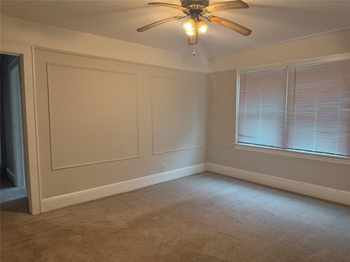 apt-a1-50 The Cres, Babylon, NY, 11702-4035 | Card Image