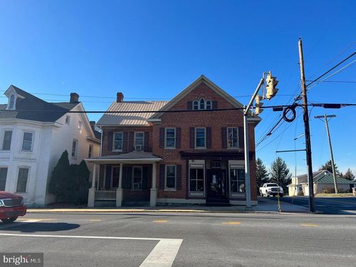 824 N Queen St, Martinsburg, WV, 25404-3543 | Card Image