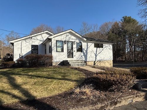104 Spring St, Foxboro, MA, 02035-2621 | Card Image