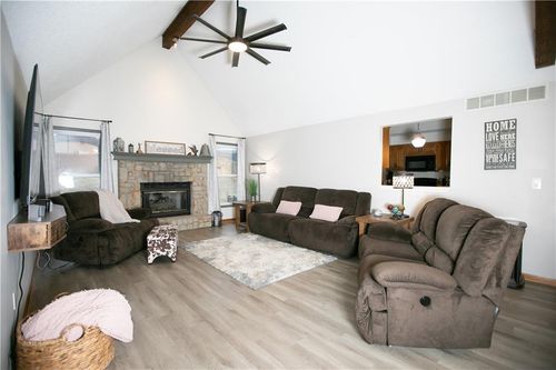 1418 Ne 83rd St, Kansas City, MO, 64118-8204 | Card Image