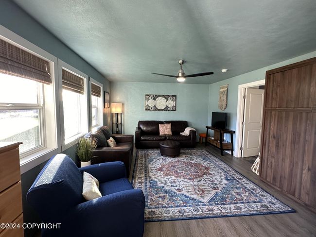 Downstairs living room | Image 43