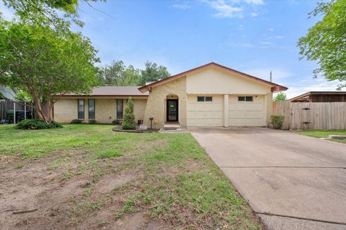 802 Crest Oak Ct, Arlington, TX, 76012-4426 | Card Image