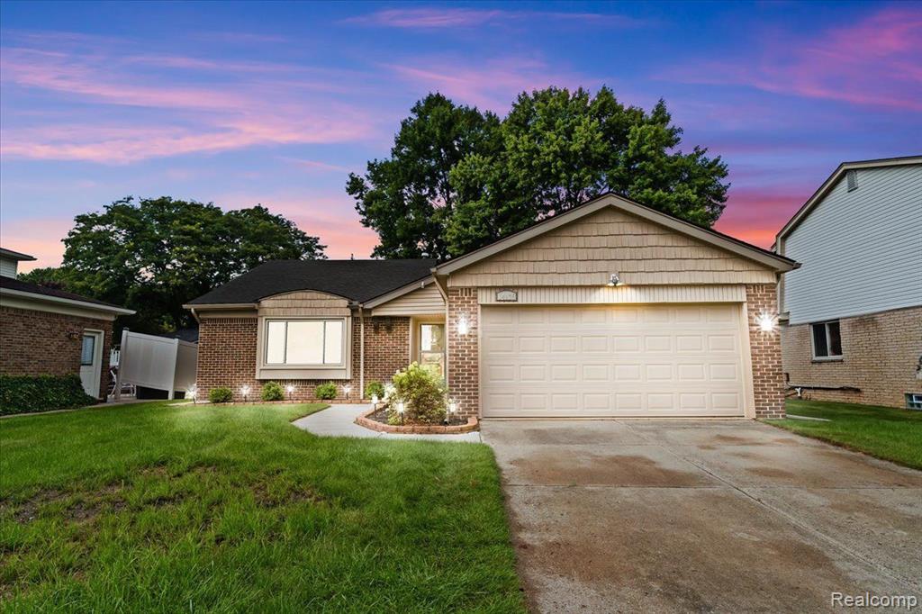 Rotunda Dr, Sterling Heights, MI 48313