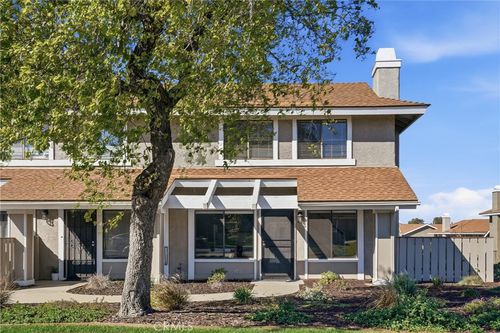 1193 E Foster Rd, Santa Maria, CA, 93455-6433 | Card Image