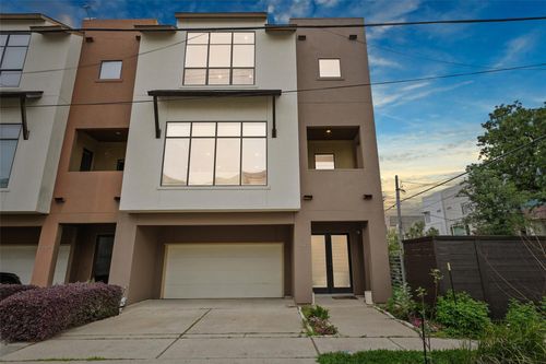 5602 Blossom St, Houston, TX, 77007-5110 | Card Image