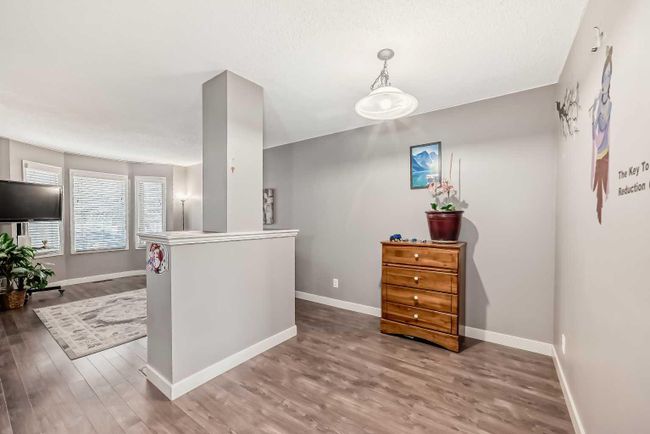 39 Abbeydale Villas Ne, Home with 3 bedrooms, 2 bathrooms and 1 parking in Calgary AB | Image 8
