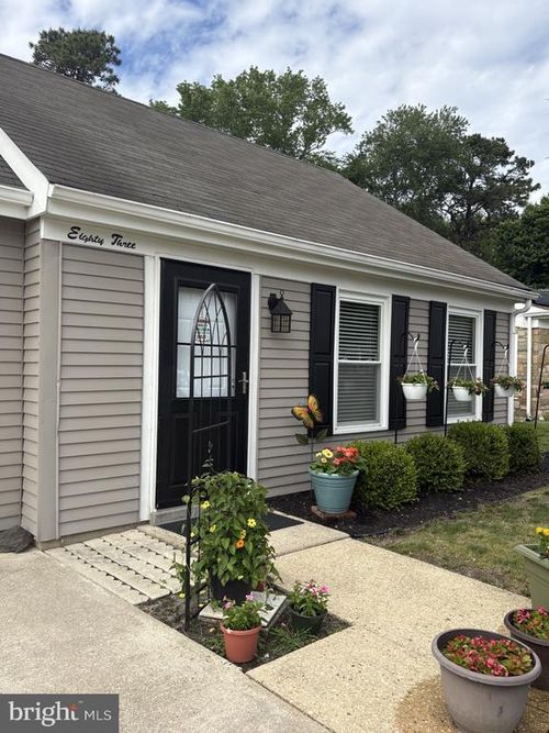 83 Sheffield Pl, Southampton, NJ, 08088-1306 | Card Image