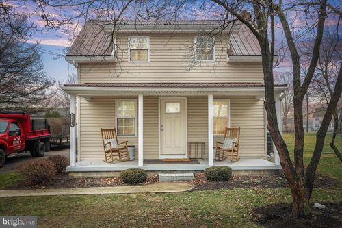 5529 Greenvillage Rd, CHAMBERSBURG, PA, 17202-7313 | Card Image