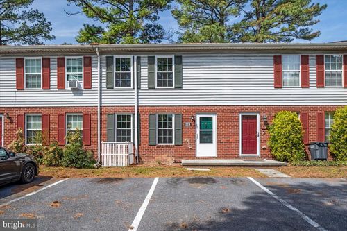 224 Carroll Dr, STEPHENS CITY, VA, 22655-2743 | Card Image