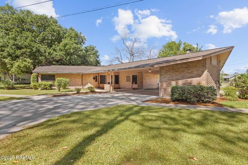 210 N Church Avenue, Kaplan, LA, 70548 | Card Image