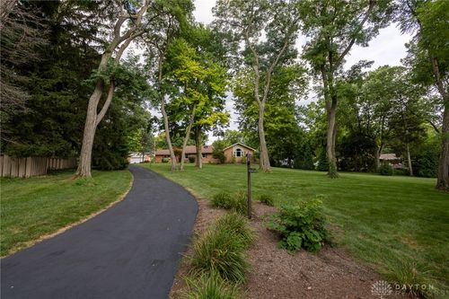 4363 Trails End Dr, Kettering, OH, 45429-1661 | Card Image