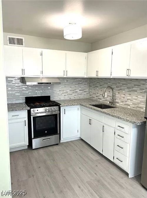apt-22-212 Orland St, Las Vegas, NV, 89107-1654 | Card Image