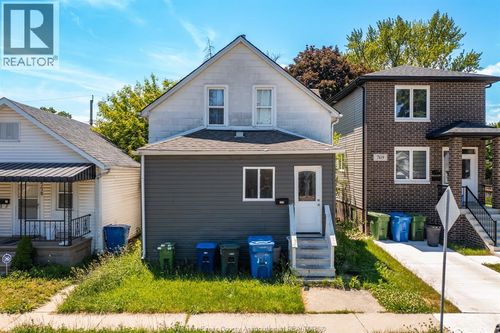 773 Bridge Ave, Windsor, ON, N9B2M5 | Card Image