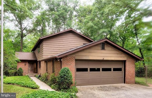 1717 Hamilton Dr, PHOENIXVILLE, PA, 19460-4625 | Card Image