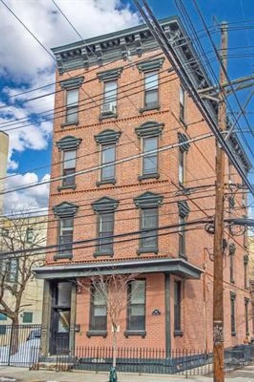 apt-1f-550 2nd St, Hoboken, NJ, 07030-6522 | Card Image