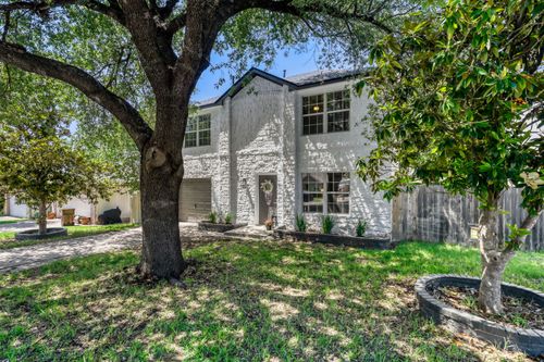 1626 Parkfield Cir, Round Rock, TX, 78664-8010 | Card Image