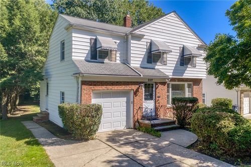 2127 Lyndway Rd, Beachwood, OH, 44122-1279 | Card Image