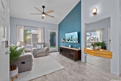 j1-91-1025 Kaileolea Dr, Ewa Beach, HI, 96706-5033 | Card Image