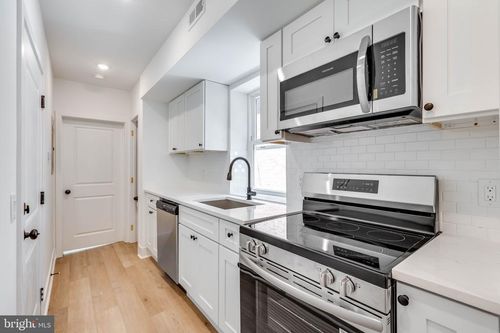 3-4327 Baltimore Ave, PHILADELPHIA, PA, 19104-5191 | Card Image