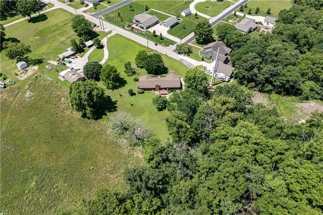 1836 N 4 Th St, House other with 5 bedrooms, 2 bathrooms and null parking in Neodesha KS | Image 47